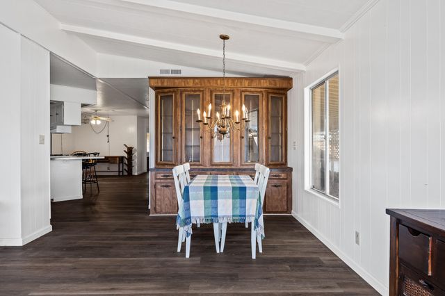 5505 W Tulare Spc 73 Avenue, Visalia, CA 93277