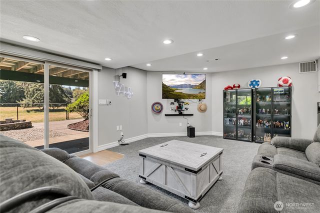 23312 54th Street E, Buckley, WA 98321