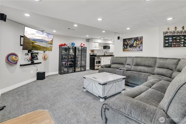 23312 54th Street E, Buckley, WA 98321