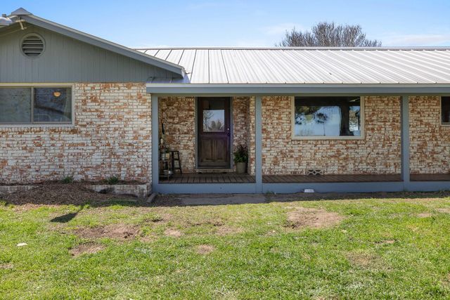8646 Fm 155, La Grange, TX 78945