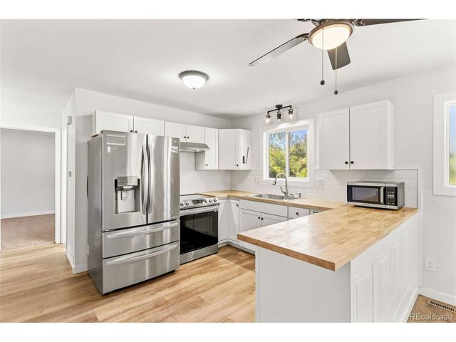 1539 Server Dr, Colorado Springs, CO 80910