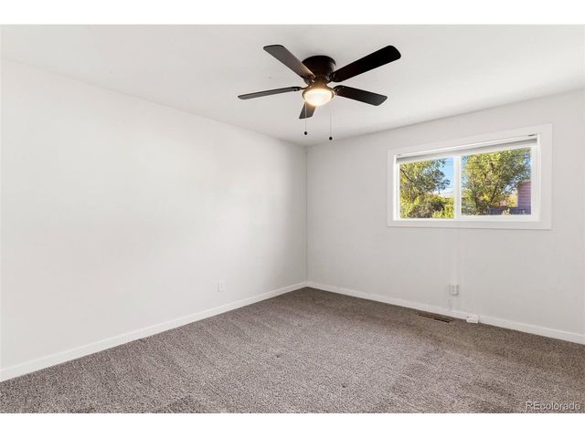 1539 Server Dr, Colorado Springs, CO 80910