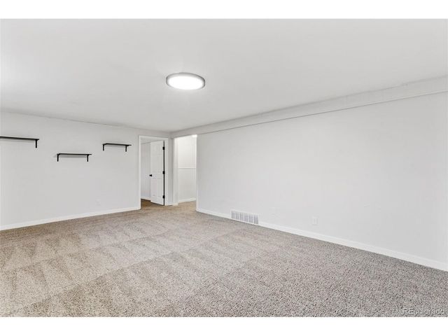 1539 Server Dr, Colorado Springs, CO 80910