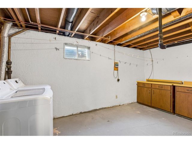 1539 Server Dr, Colorado Springs, CO 80910