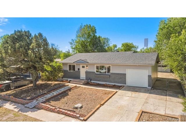1539 Server Dr, Colorado Springs, CO 80910