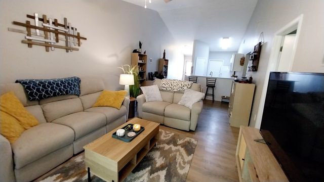 3693 Clay Pond Village Ln Apt 5, Myrtle Beach, SC 29579