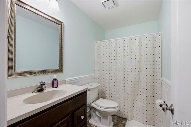 831 Glencorse Drive, St Peters, MO 63304