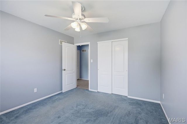 831 Glencorse Drive, St Peters, MO 63304