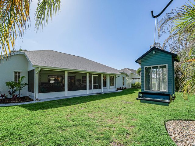 735 23rd Avenue, Vero Beach, FL 32962