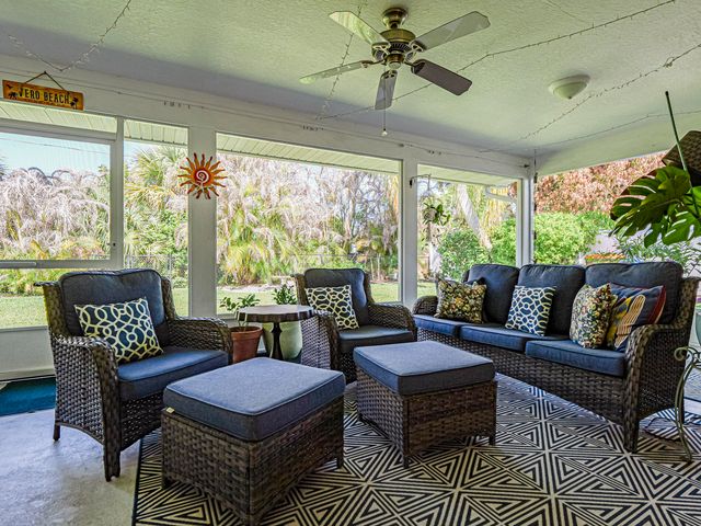 735 23rd Avenue, Vero Beach, FL 32962