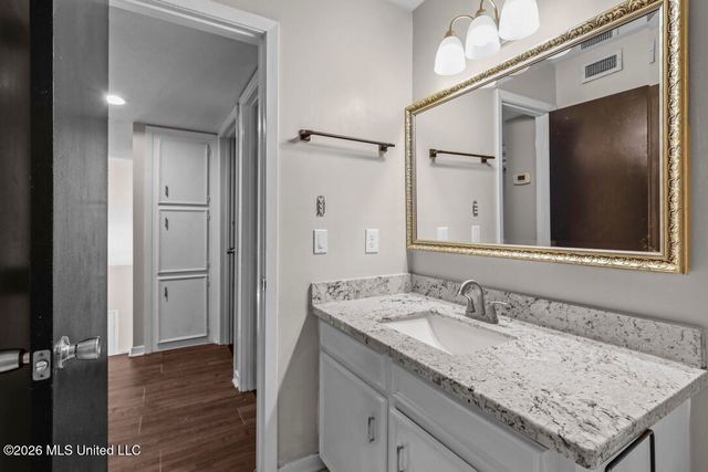 5 Dove Way Circle, Clinton, MS 39056