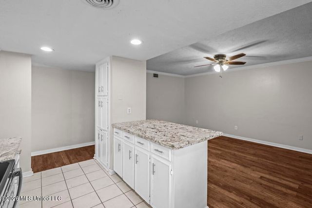 5 Dove Way Circle, Clinton, MS 39056