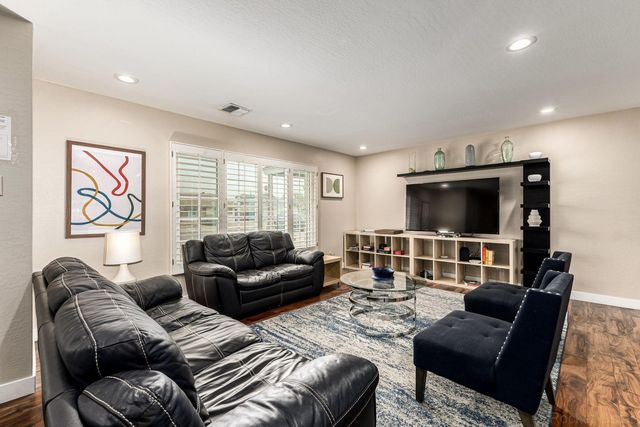 8719 E Osborn Road, Scottsdale, AZ 85251