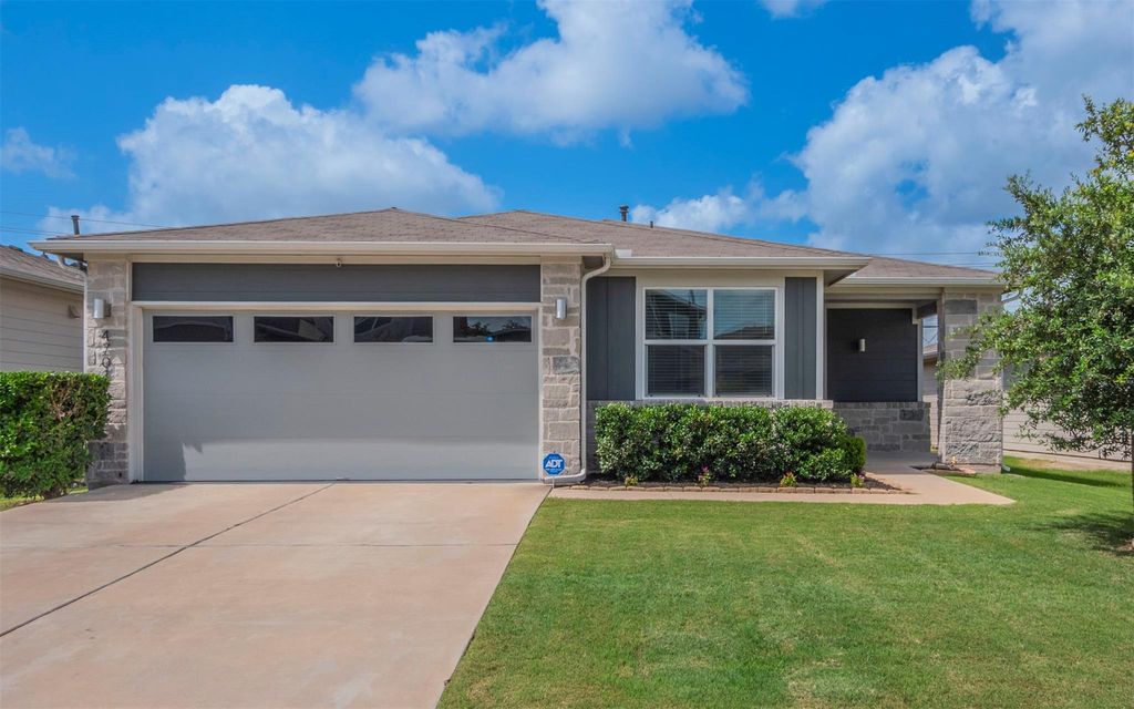 4701 Tully DR, Pflugerville, TX 78660