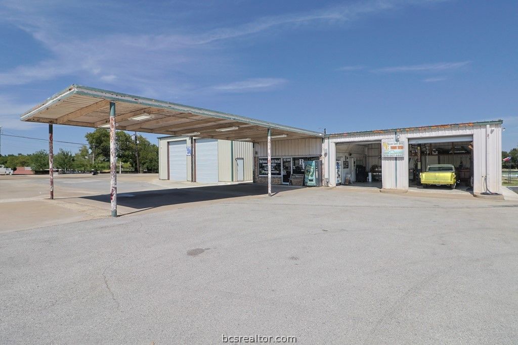 415 State Highway 36 S, Caldwell, TX 77836 — exterior