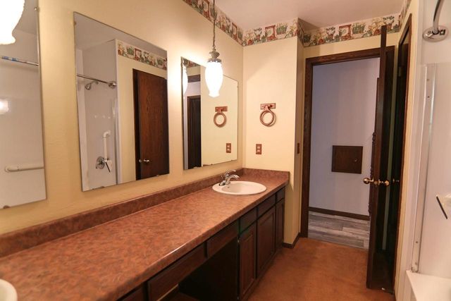 1109 Ontario Drive, Janesville, WI 53545