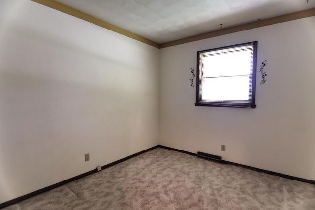 1109 Ontario Drive, Janesville, WI 53545