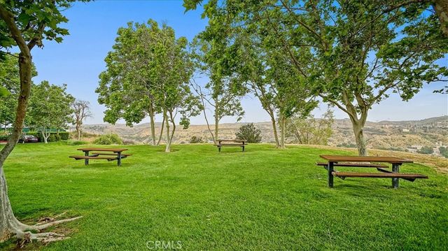 24439 Leonard Tree 102, Newhall, CA 91321