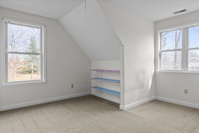 1077 Claylick Rd, White Bluff, TN 37187