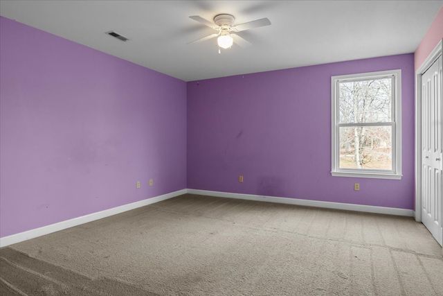 1077 Claylick Rd, White Bluff, TN 37187