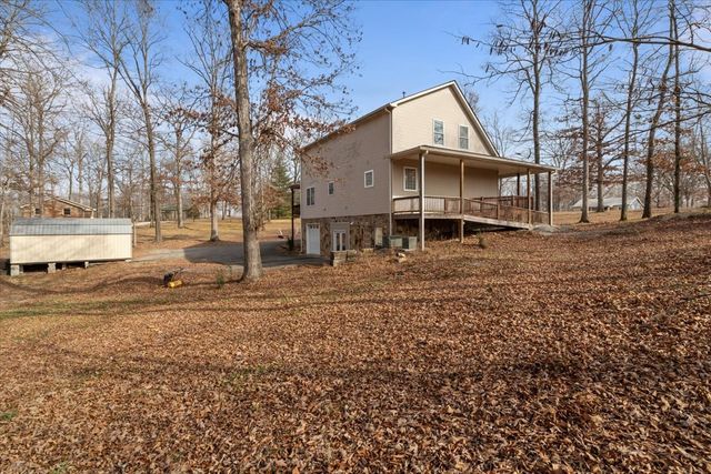 1077 Claylick Rd, White Bluff, TN 37187