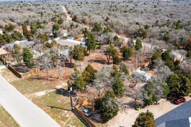 147 SE Jasmine HTS SE, Elgin, TX 78621