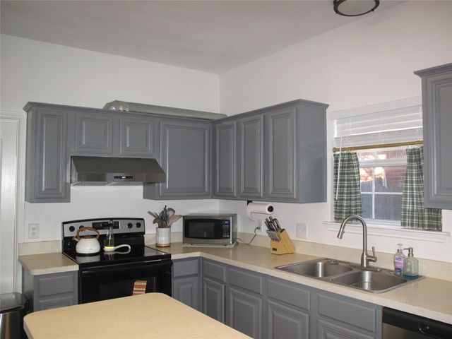 6003 Hack Wood Trail, Arlington, TX 76018