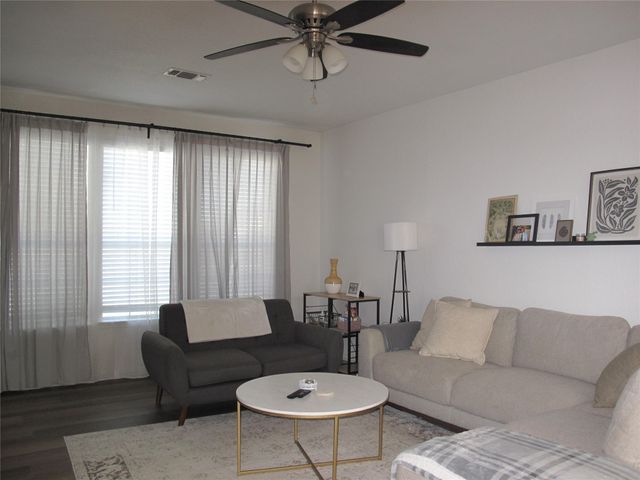 6003 Hack Wood Trail, Arlington, TX 76018