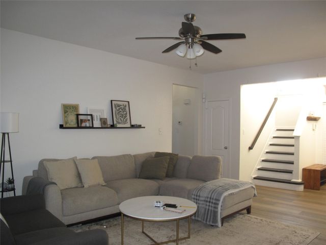 6003 Hack Wood Trail, Arlington, TX 76018