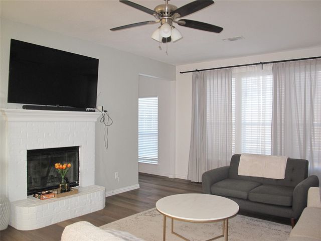 6003 Hack Wood Trail, Arlington, TX 76018