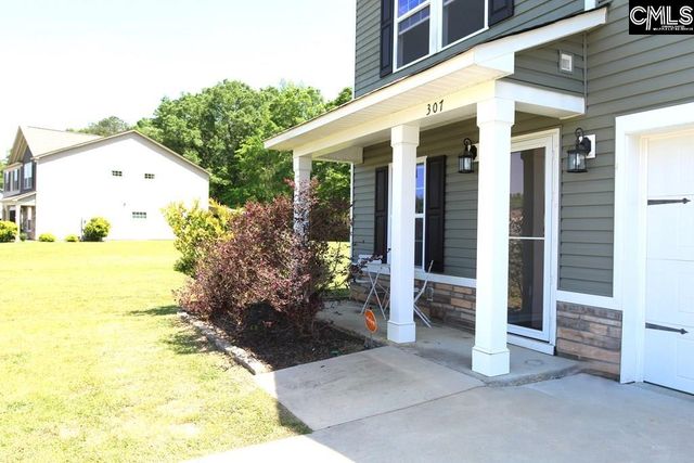 307 Harvester Loop, Hopkins, SC 29061