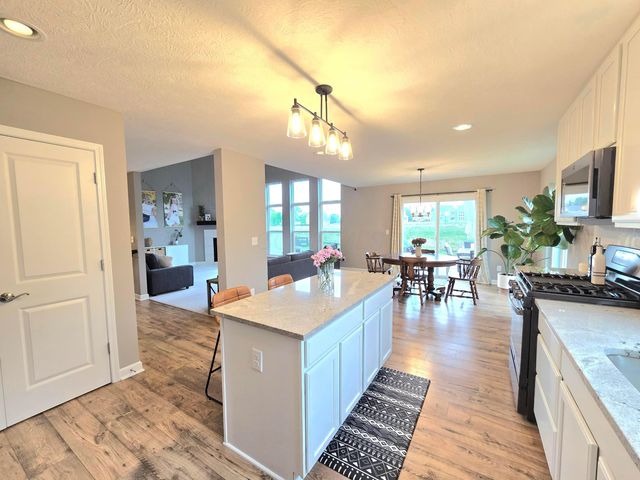 10060 New California Drive, Plain City, OH 43064