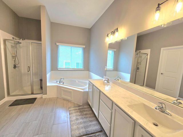 10060 New California Drive, Plain City, OH 43064