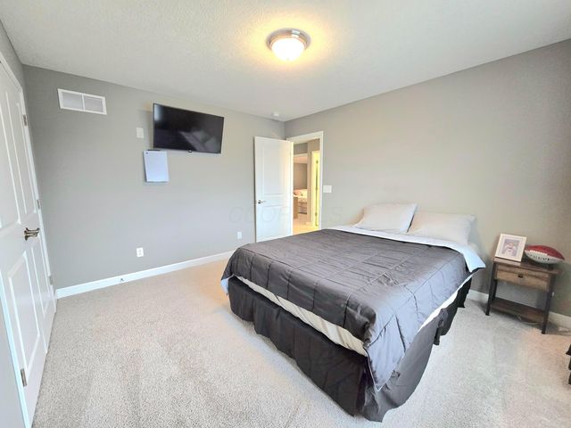 10060 New California Drive, Plain City, OH 43064