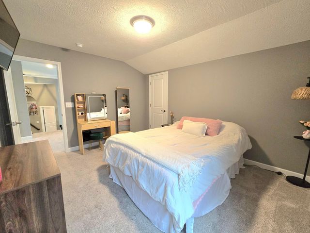 10060 New California Drive, Plain City, OH 43064