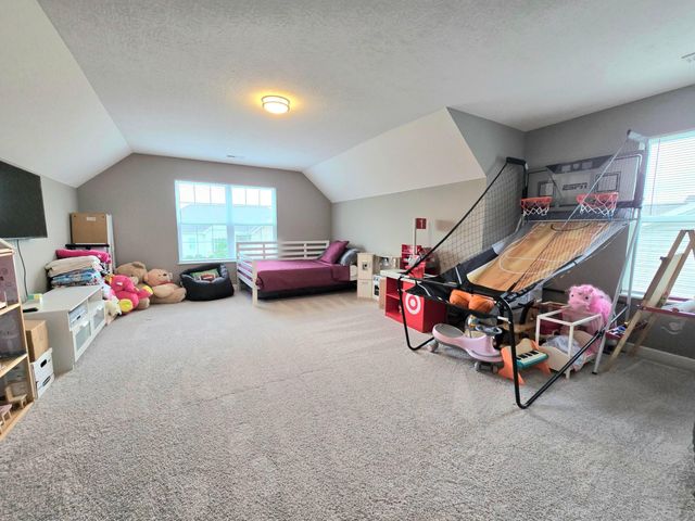 10060 New California Drive, Plain City, OH 43064