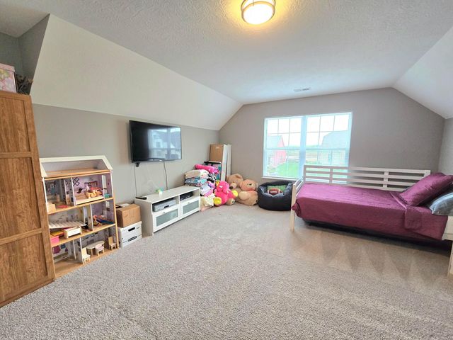 10060 New California Drive, Plain City, OH 43064