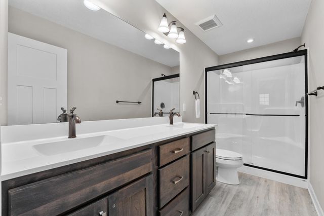 2302 Hillcrest Drive, Hudson, WI 54016