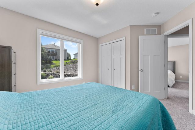 2302 Hillcrest Drive, Hudson, WI 54016