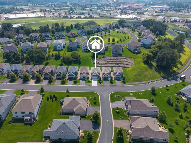2302 Hillcrest Drive, Hudson, WI 54016