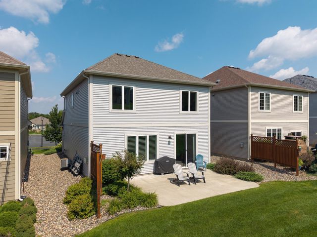 2302 Hillcrest Drive, Hudson, WI 54016