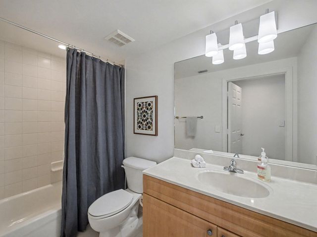 2600 SW 27th Avenue 603, Miami, FL 33133