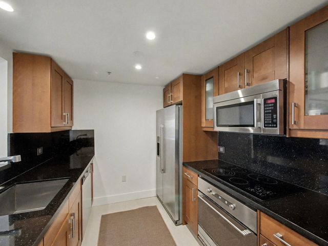 2600 SW 27th Avenue 603, Miami, FL 33133