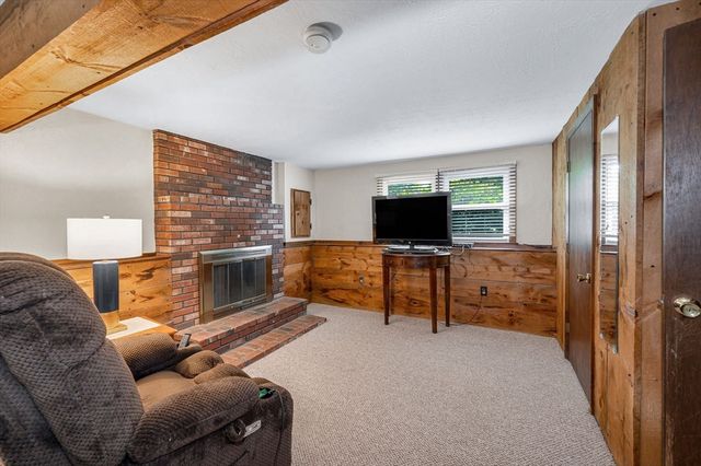 75 I Street, Dracut, MA 01826
