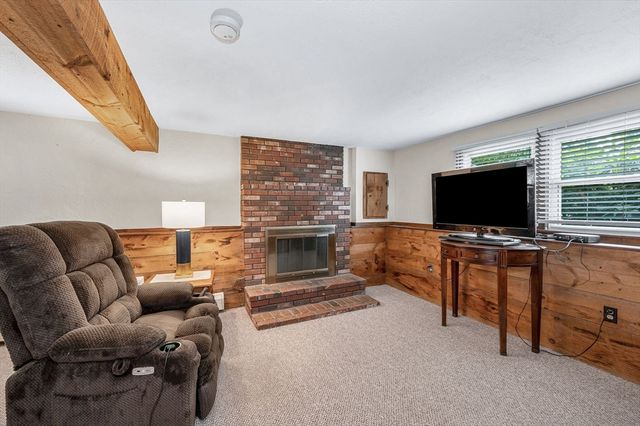 75 I Street, Dracut, MA 01826