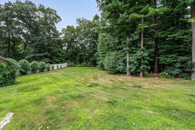 75 I Street, Dracut, MA 01826