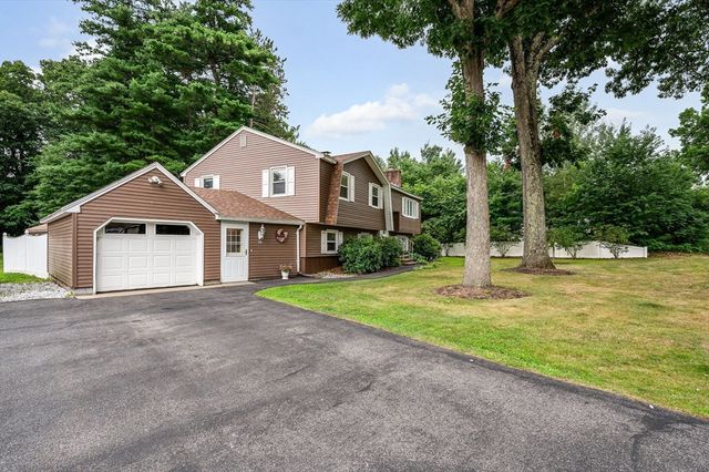 75 I Street, Dracut, MA 01826