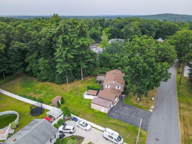 75 I Street, Dracut, MA 01826