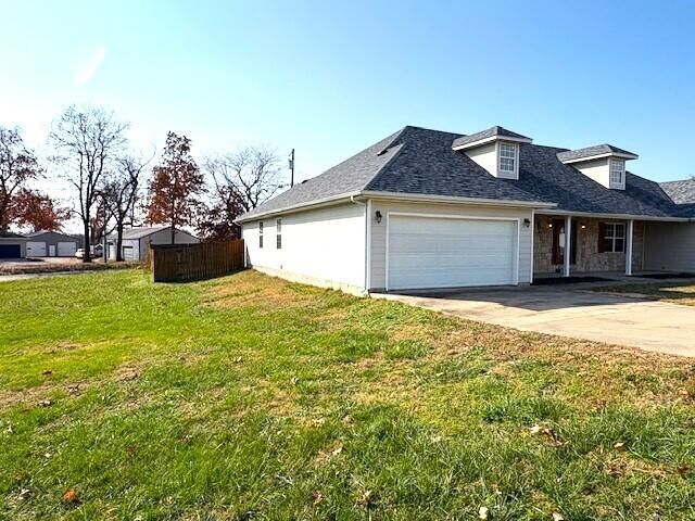 9945 Lawrence 2239, Monett, MO 65708