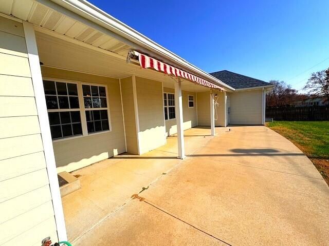 9945 Lawrence 2239, Monett, MO 65708